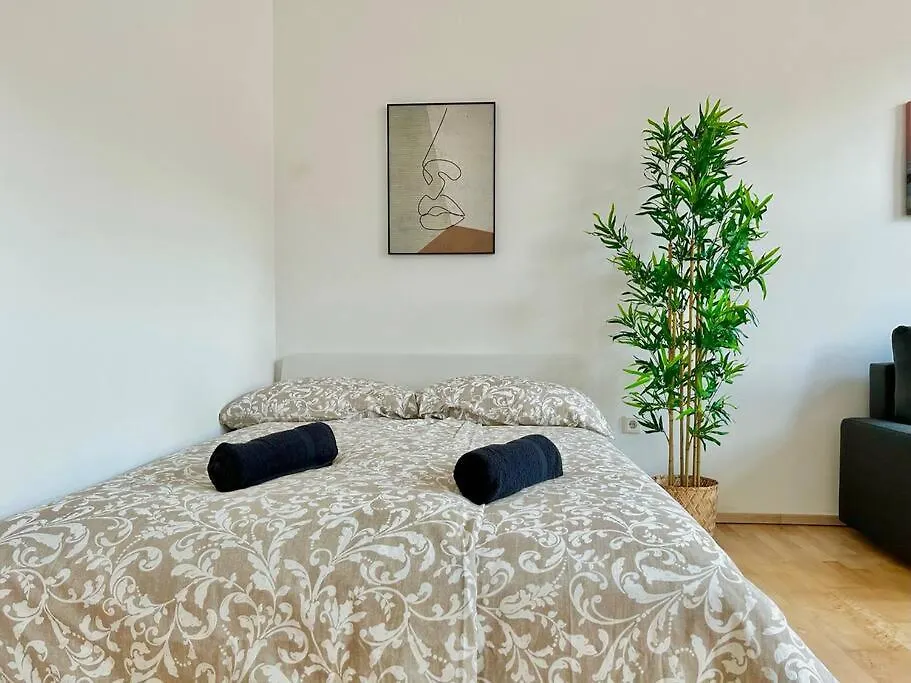 50 M2 Stylish Apartment With Free Parking & Netflix Vienna Austria
